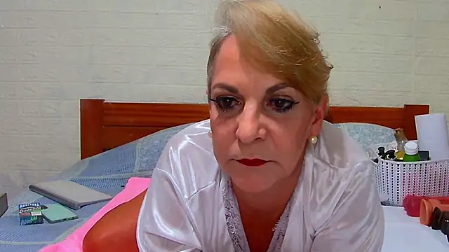 awild kitten online show from 02/02/25, 08:35