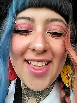 Snapshot of cindy_ink chatting on 02/07/25, 04:56 cindy ink online show from 02/07/25, 04:56