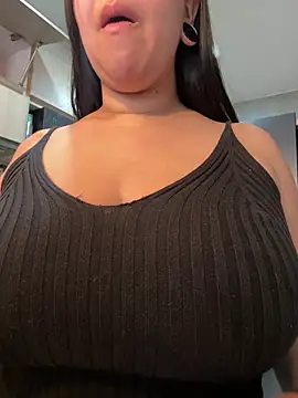 emilyjohanson online show from 03/18/25, 02:15