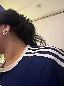 emilyjohanson online show from 04/21/26, 03:35