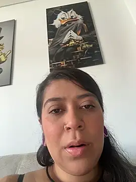 Snapshot of emilyjohanson chatting on 06/17/26, 06:09 emilyjohanson online show from 06/17/26, 06:09