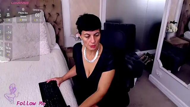 BustyPenellope online show from 09/28/25, 02:50