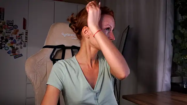 Liuba Fox online show from 06/22/26, 08:39