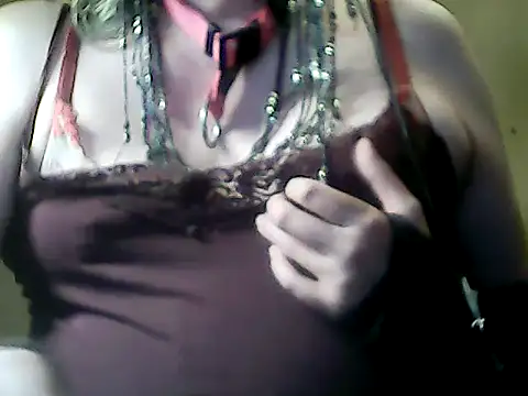 Snapshot of sissy_sarah69 chatting on 10/04/25, 09:13 sissy sarah69 online show from 10/04/25, 09:13