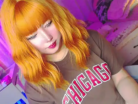 HOTnWILDalice online show from 04/21/26, 02:51