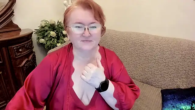 leiamillersonn online show from 12/05/25, 06:26