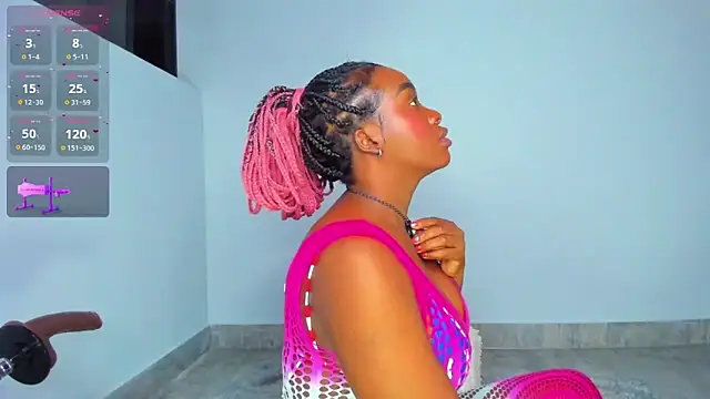 Sofi Smiley online show from 04/11/26, 06:51