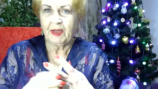 Snapshot of Emma52610 chatting on 01/11/25, 04:57 Emma52610 online show from 01/11/25, 04:57