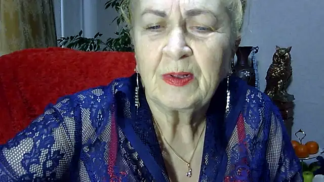 Snapshot of Emma52610 chatting on 02/07/25, 12:28 Emma52610 online show from 02/07/25, 12:28