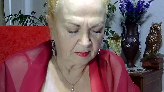 Snapshot of Emma52610 chatting on 03/16/25, 05:47 Emma52610 online show from 03/16/25, 05:47