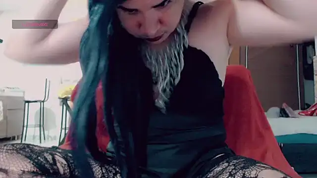 Snapshot of camyl93 chatting on 09/08/25, 03:22 camyl93 online show from 09/08/25, 03:22