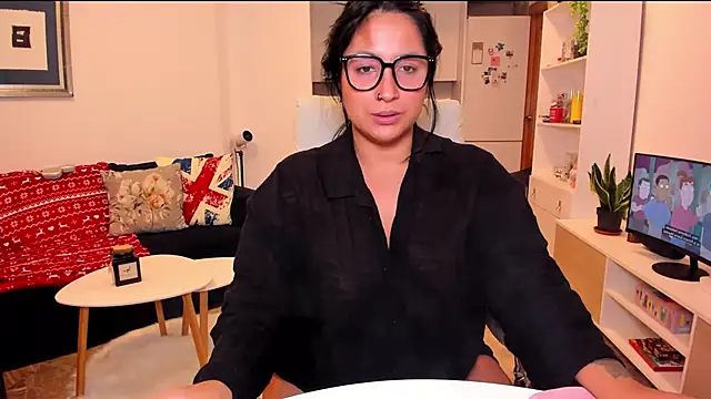 Snapshot of DannaaMeliza chatting on 01/10/26, 08:32 DannaaMeliza online show from 01/10/26, 08:32