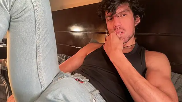 beranco19 online show from 02/11/26, 04:39