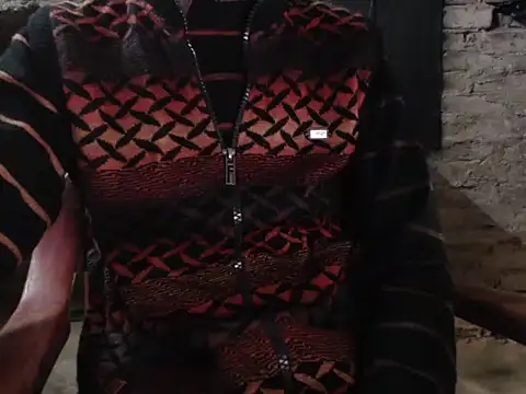 Snapshot of ThethunderPo chatting on 12/19/24, 06:12 ThethunderPo online show from 12/19/24, 06:12