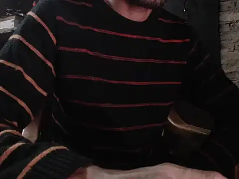 Snapshot of ThethunderPo chatting on 12/24/24, 03:16 ThethunderPo online show from 12/24/24, 03:16