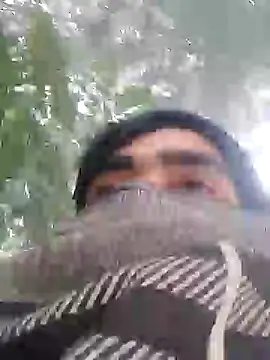 Snapshot of ThethunderPo chatting on 01/06/25, 01:31 ThethunderPo online show from 01/06/25, 01:31