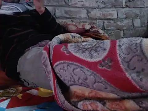 Snapshot of ThethunderPo chatting on 01/07/25, 06:27 ThethunderPo online show from 01/07/25, 06:27