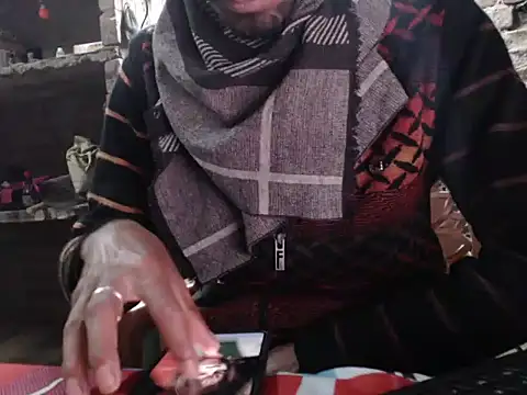 Snapshot of ThethunderPo chatting on 01/07/25, 03:02 ThethunderPo online show from 01/07/25, 03:02