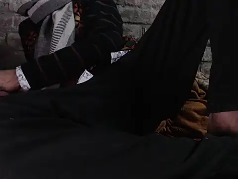 Snapshot of ThethunderPo chatting on 01/28/25, 03:14 ThethunderPo online show from 01/28/25, 03:14