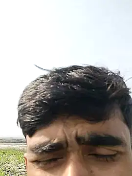 Snapshot of ThethunderPo chatting on 02/15/25, 03:52 ThethunderPo online show from 02/15/25, 03:52