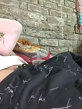 Snapshot of ThethunderPo chatting on 02/18/25, 07:10 ThethunderPo online show from 02/18/25, 07:10