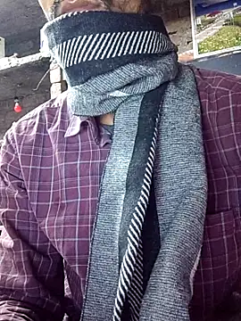 Snapshot of ThethunderPo chatting on 02/22/25, 01:44 ThethunderPo online show from 02/22/25, 01:44