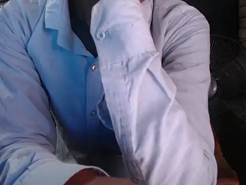 Snapshot of ThethunderPo chatting on 02/23/25, 11:55 ThethunderPo online show from 02/23/25, 11:55