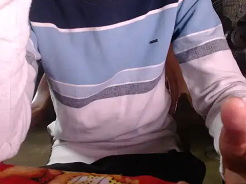 Snapshot of ThethunderPo chatting on 02/26/25, 05:07 ThethunderPo online show from 02/26/25, 05:07