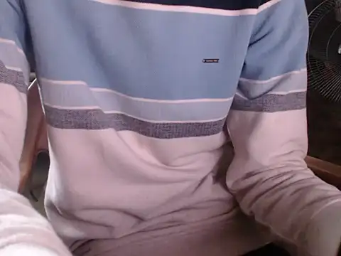 Snapshot of ThethunderPo chatting on 02/28/25, 01:37 ThethunderPo online show from 02/28/25, 01:37