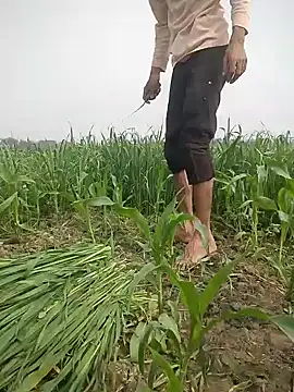 Snapshot of ThethunderPo chatting on 02/28/25, 04:43 ThethunderPo online show from 02/28/25, 04:43