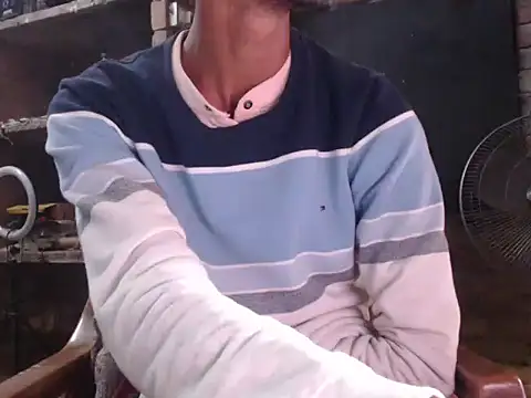 Snapshot of ThethunderPo chatting on 03/02/25, 03:56 ThethunderPo online show from 03/02/25, 03:56