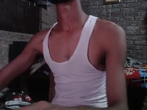 Snapshot of ThethunderPo chatting on 09/22/25, 06:54 ThethunderPo online show from 09/22/25, 06:54