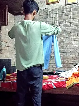 Snapshot of ThethunderPo chatting on 10/12/25, 03:33 ThethunderPo online show from 10/12/25, 03:33