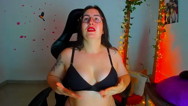 Susan Foxx online show from 10/25/25, 07:08