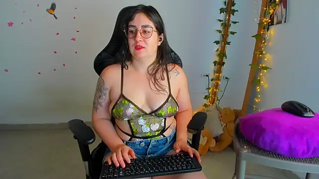 Susan Foxx online show from 03/06/26, 05:20