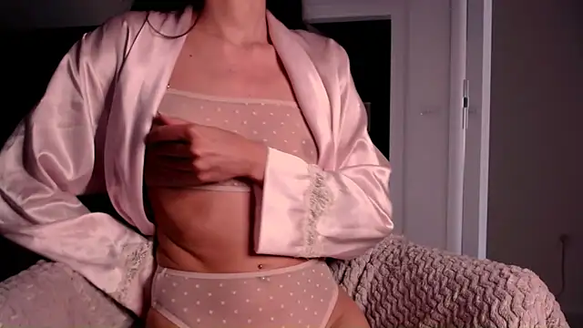 EvelynGG online show from 04/23/26, 12:40