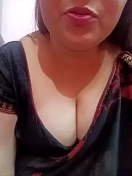 Snapshot of naughtymadam chatting on 12/09/24, 04:45 naughtymadam online show from 12/09/24, 04:45