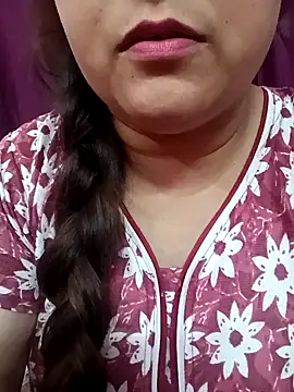 Snapshot of naughtymadam chatting on 12/19/24, 05:18 naughtymadam online show from 12/19/24, 05:18