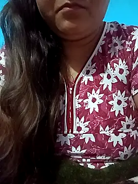 Snapshot of naughtymadam chatting on 02/02/25, 12:51 naughtymadam online show from 02/02/25, 12:51