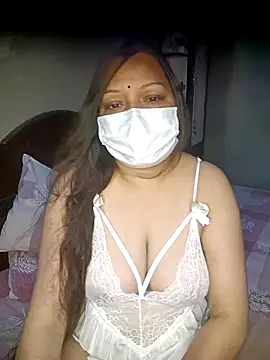 Snapshot of naughtymadam chatting on 05/03/26, 05:02 naughtymadam online show from 05/03/26, 05:02