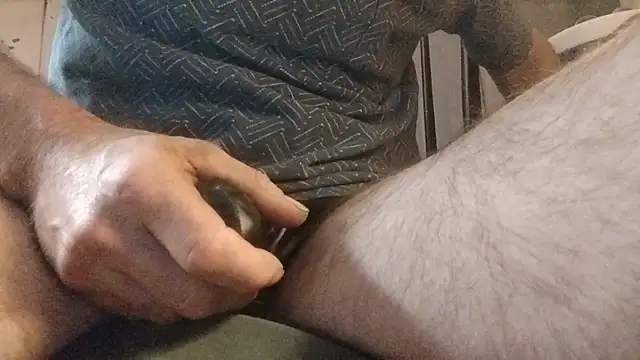 ROBERT0516 online show from 12/01/25, 12:32