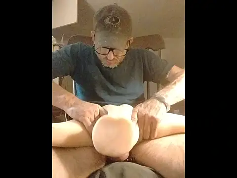 ROBERT0516 online show from 12/03/25, 08:00