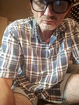 Snapshot of ROBERT0516 chatting on 07/19/26, 11:36 ROBERT0516 online show from 07/19/26, 11:36