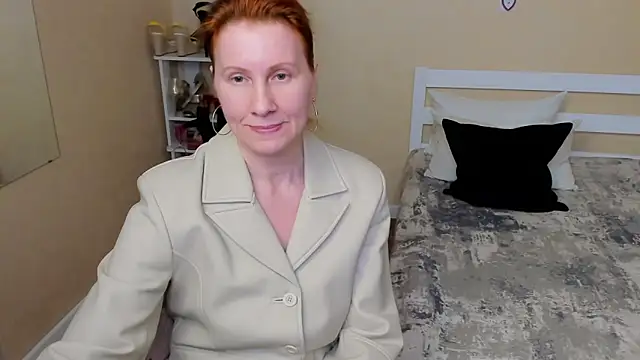 FoxySophia online show from 09/30/25, 02:27
