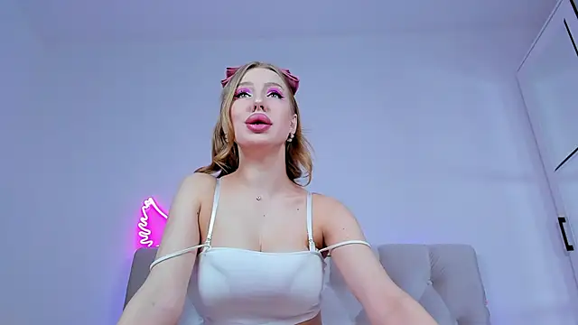 YourWildDestiny online show from 01/31/25, 02:04