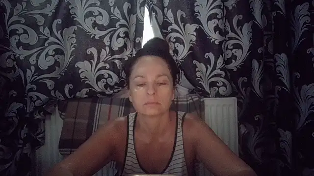 LindaStarS online show from 09/10/25, 04:34