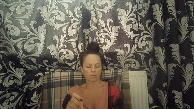 LindaStarS online show from 10/12/25, 06:45