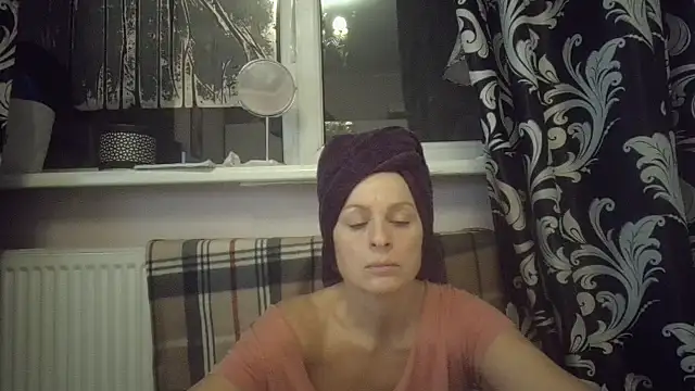 LindaStarS online show from 12/03/25, 06:17