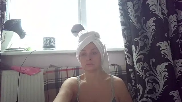 LindaStarS online show from 02/03/26, 06:22