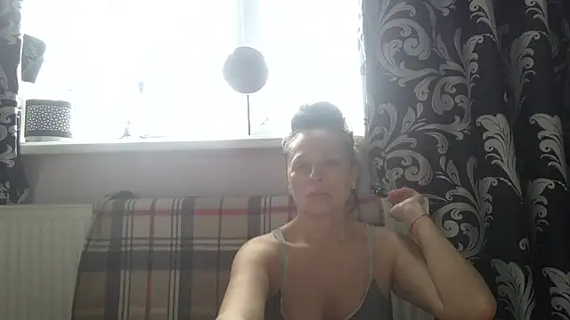 LindaStarS online show from 03/22/26, 07:45